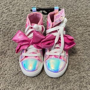 Jojo Siwa high top pink bow shoes - NEW with tags, never worn (size 1)